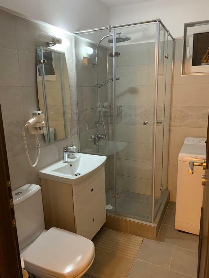 Apartament Cristina Bucarest Exterior foto